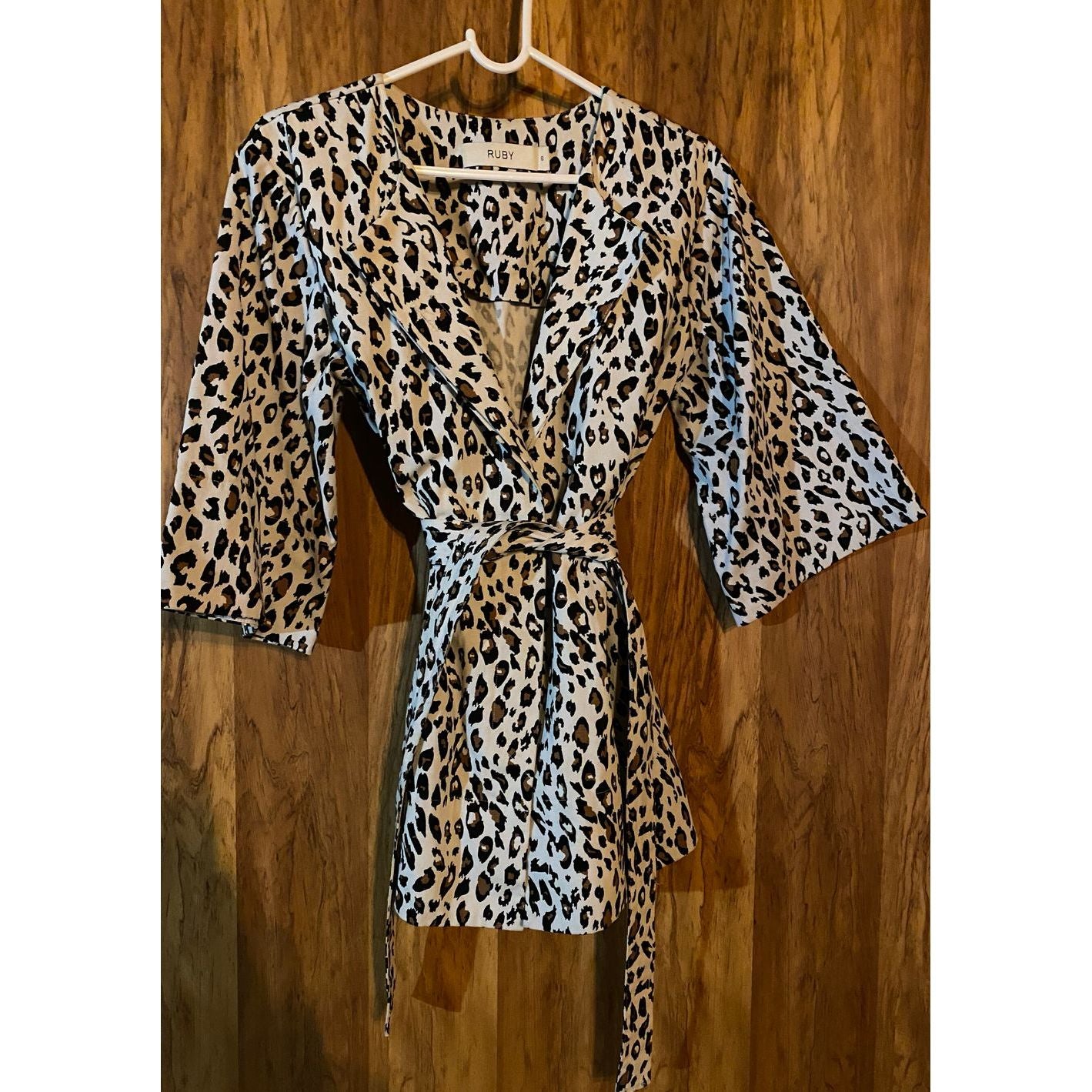 Ruby white cheetah print belted jacket | size 6