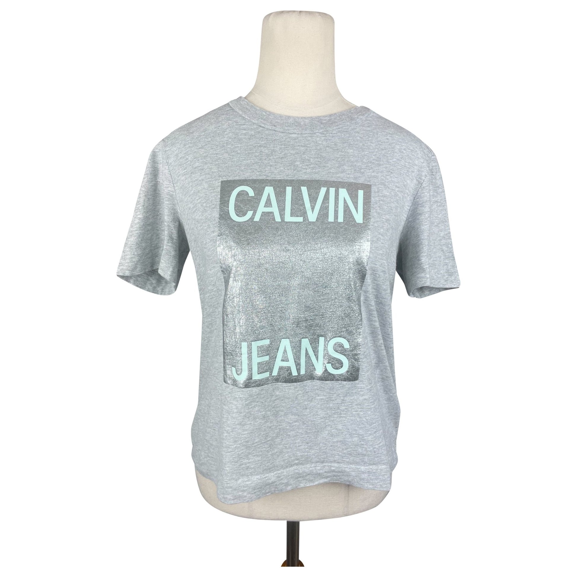 Calvin Klein grey t-shirt | size 8-10