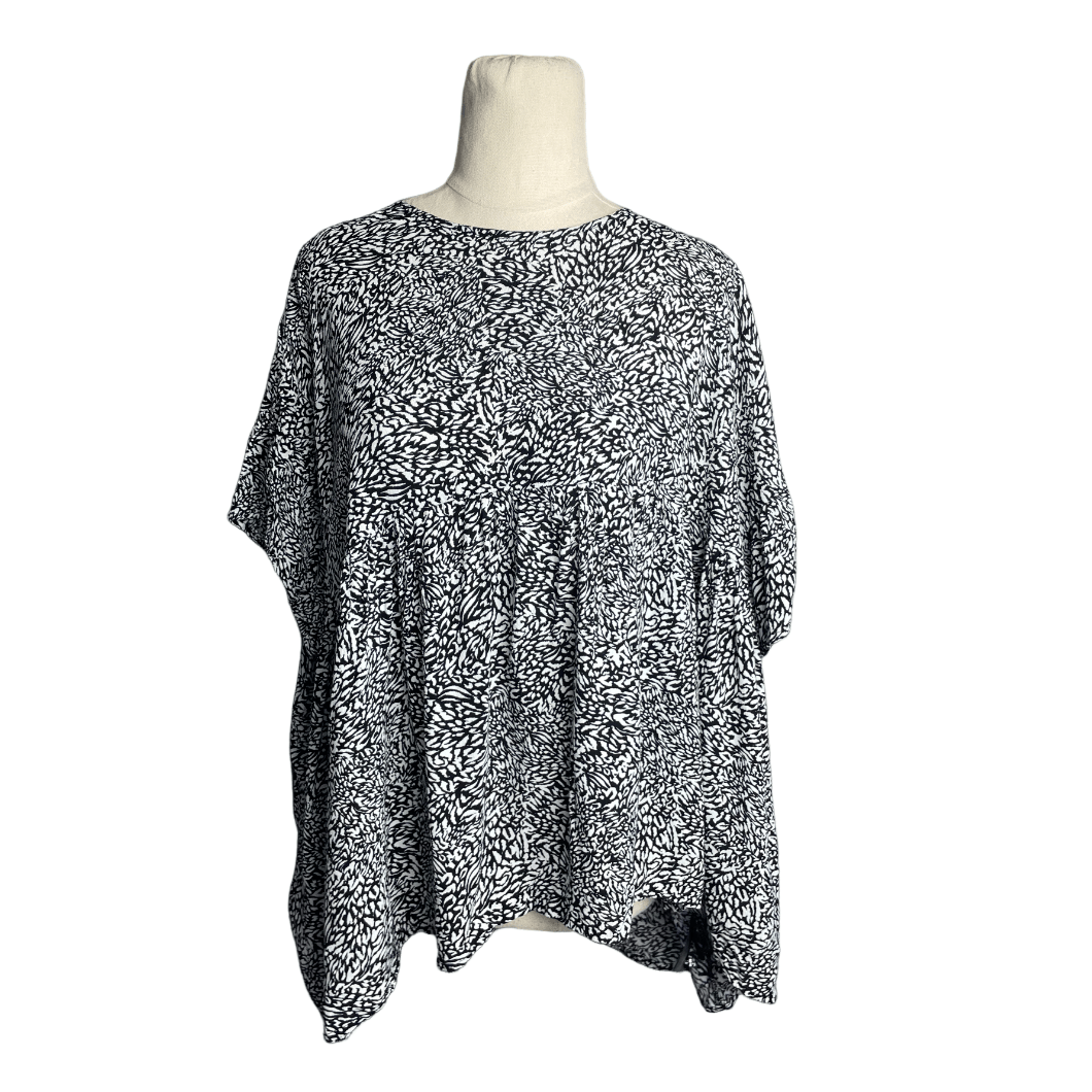 Decjuba black and white abstract print blouse | size 6-8