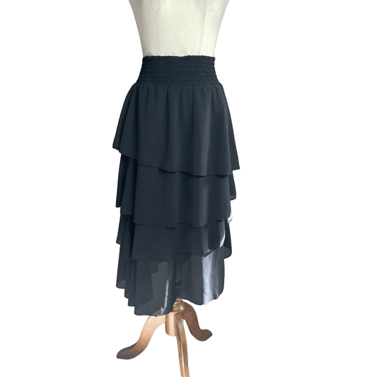 Gloss black tiered skirt | size 8