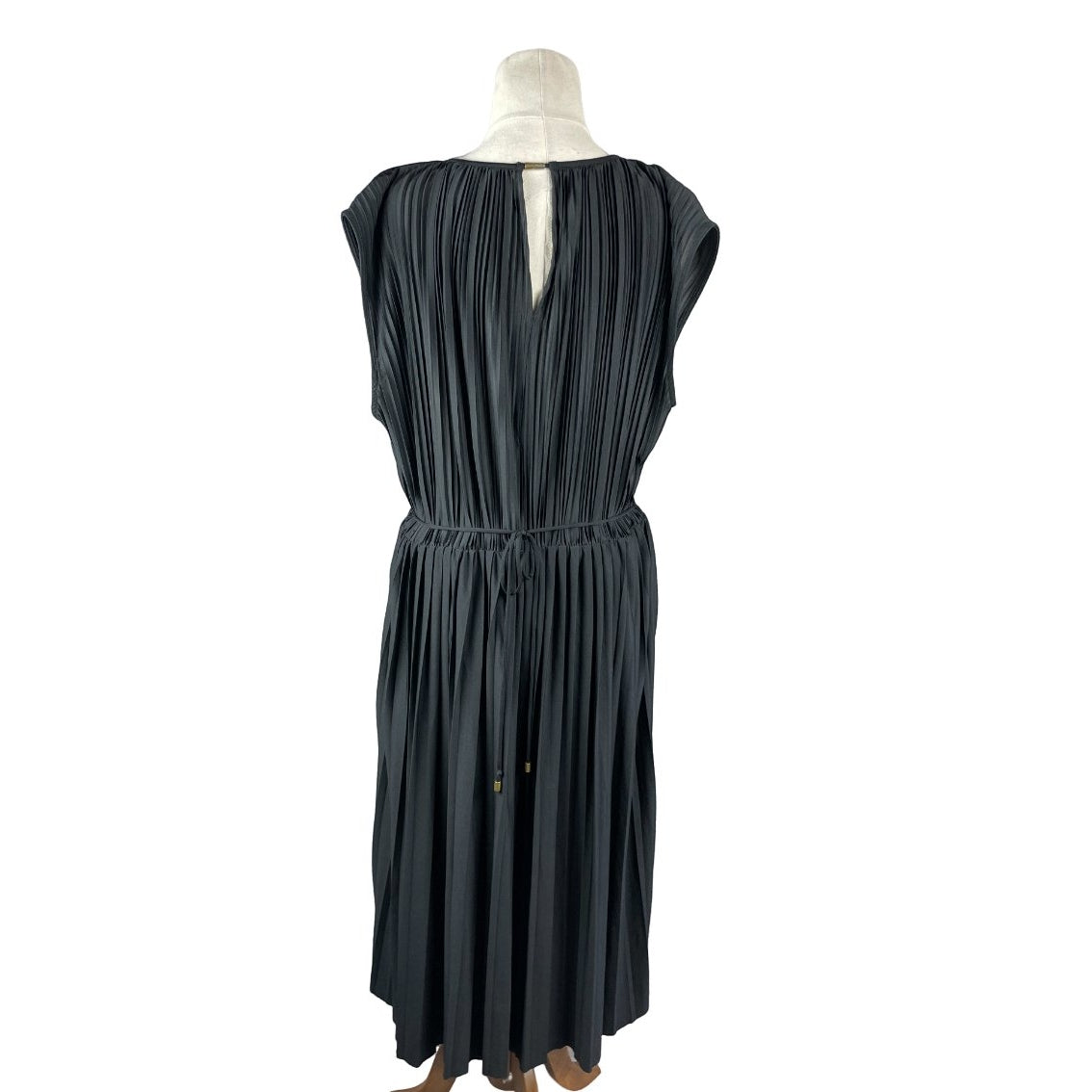 H&M black pleated dress | size 16