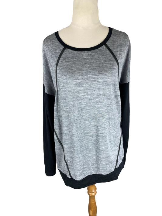 Max 100% merino grey and black long sleeve top | size 12