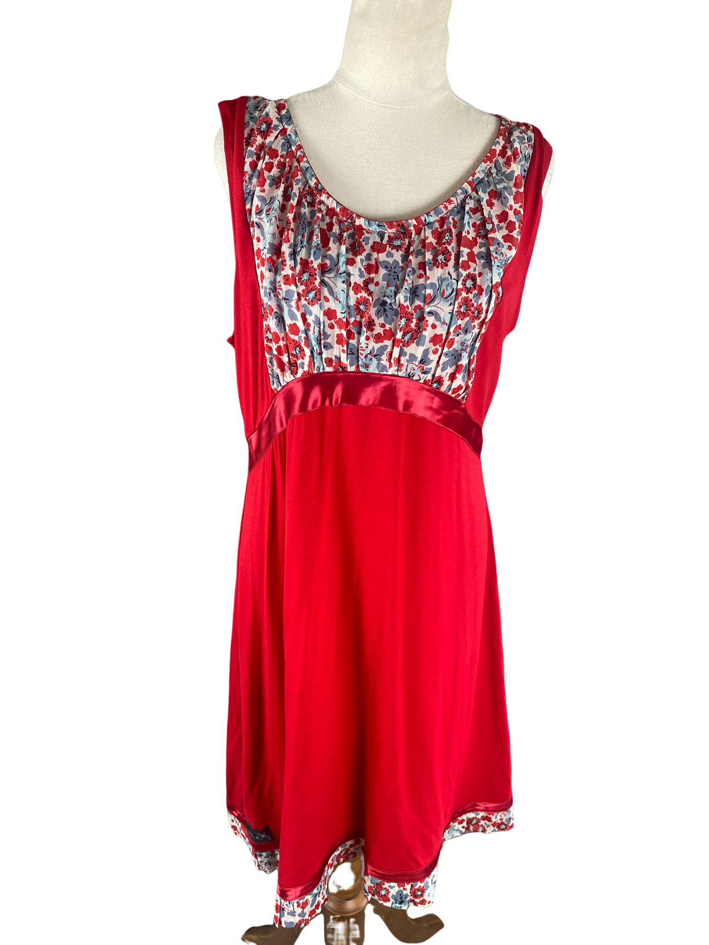 scintilla red floral dress | size large (made in NZ)