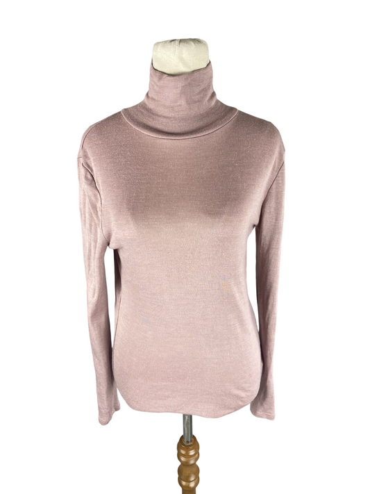 Blush merino turtle neck jumper | size 6