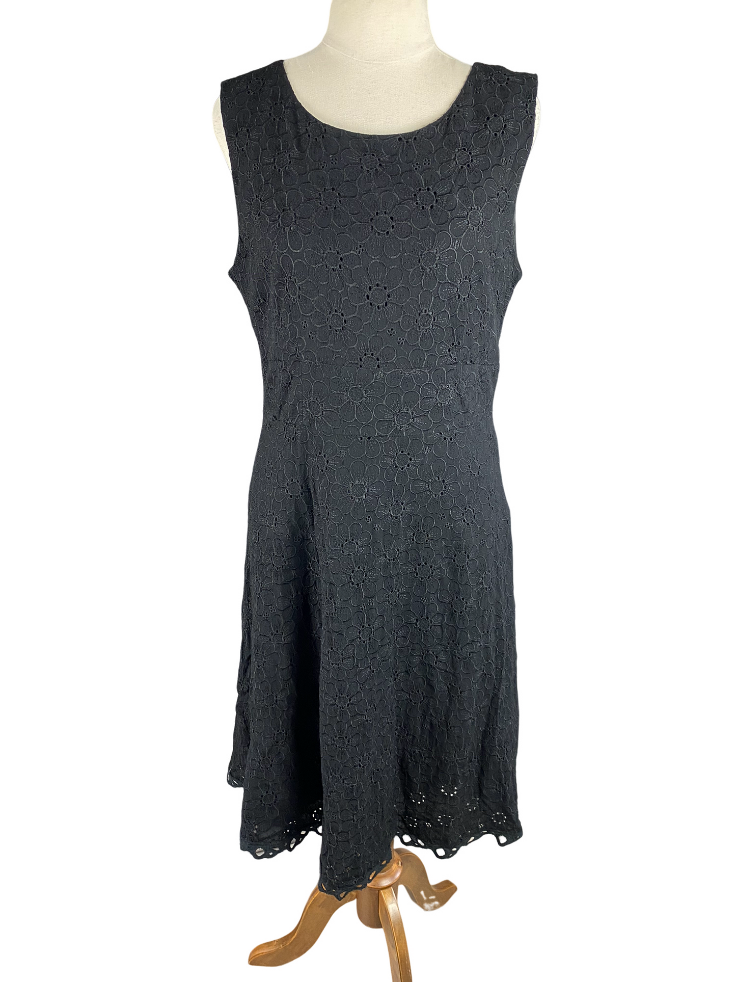 Jacqui.E sleeveless black dress | size 10