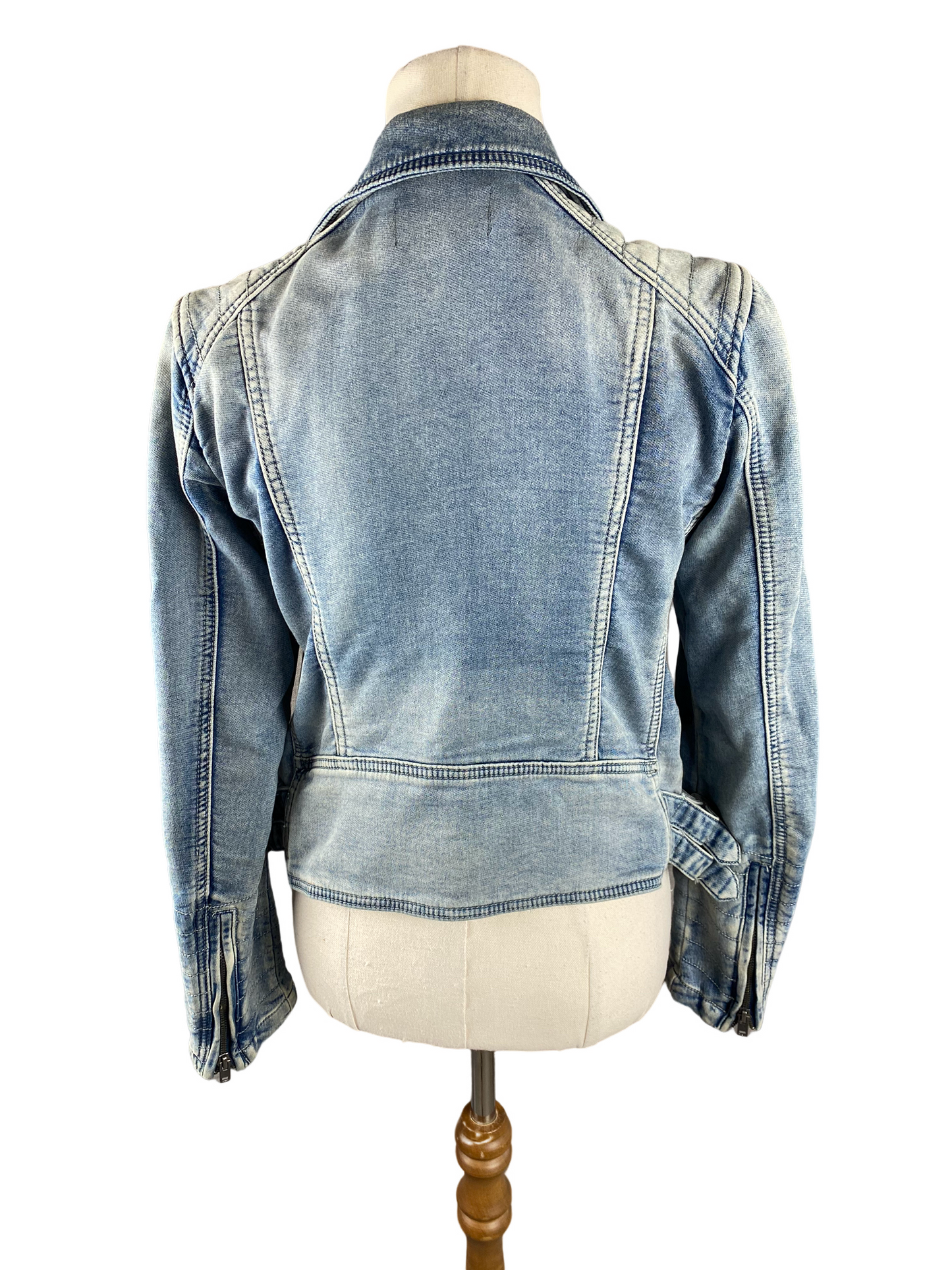 Decjuba denim jacket | size 8