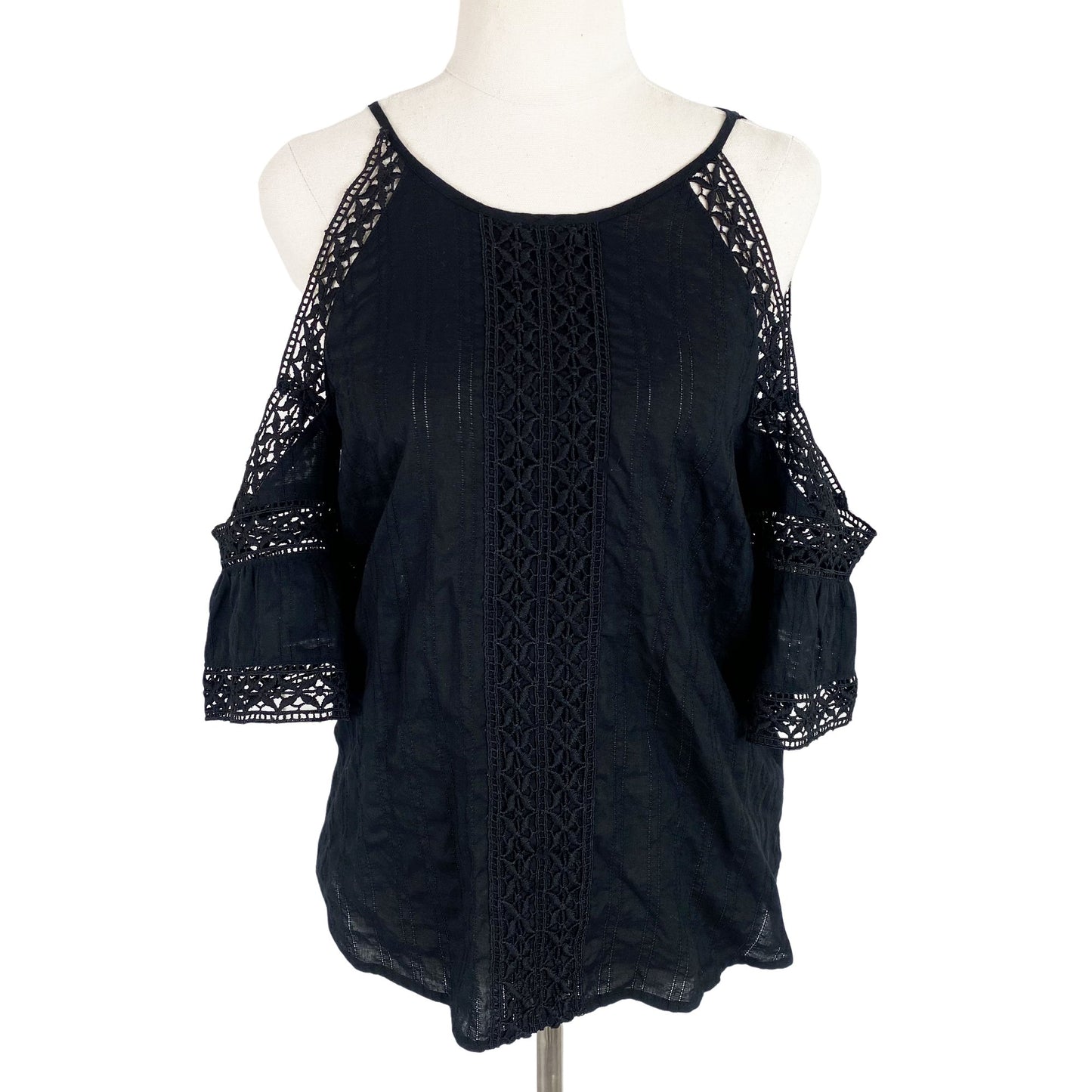 Abercrombie + Fitch black cold shoulder lace top | size 8