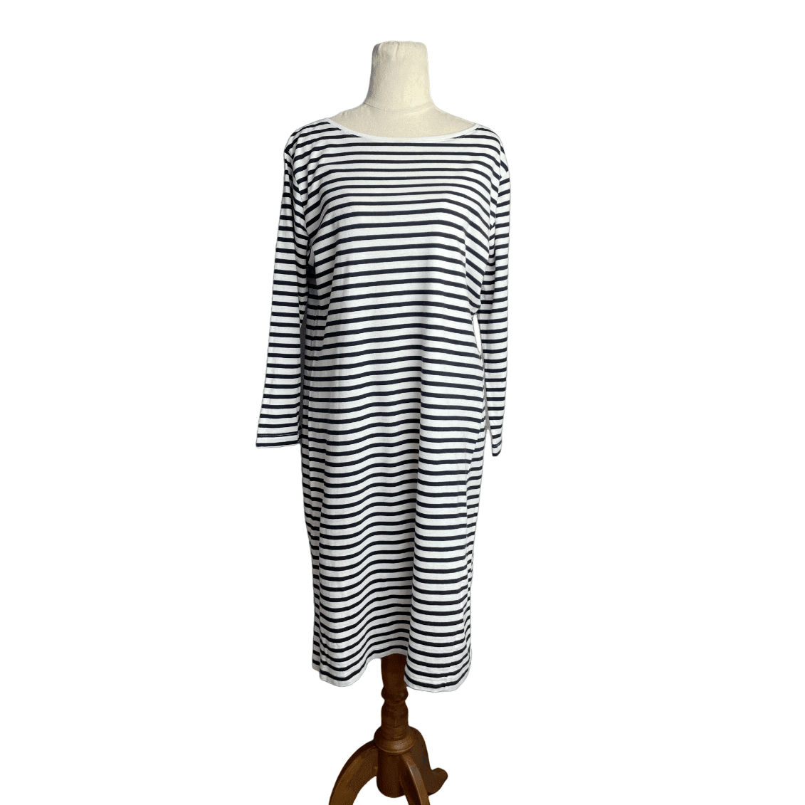 Kowtow white and black t-shirt dress | size 10-12