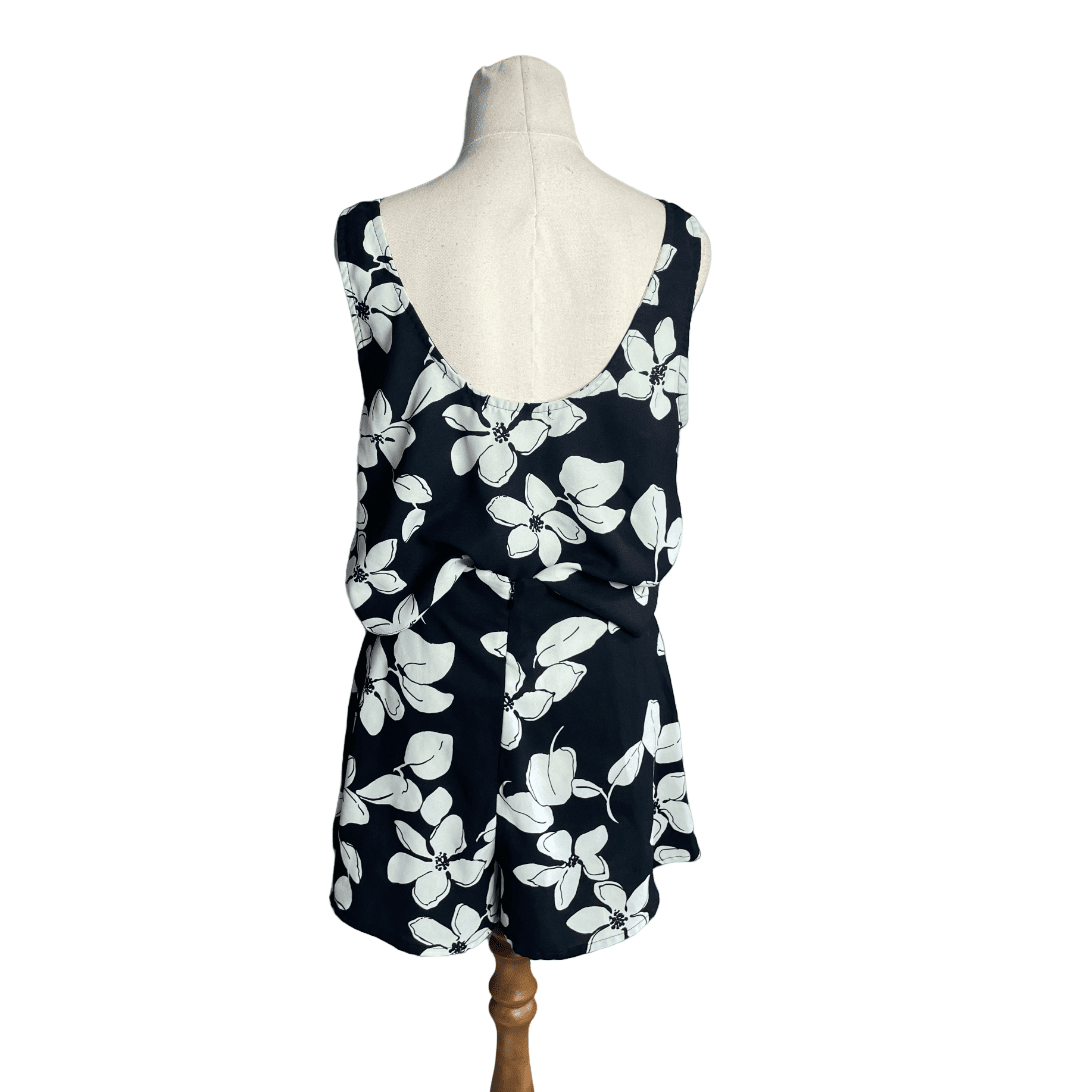 Ruby black tank w white flowers | size 8 | co-ord available