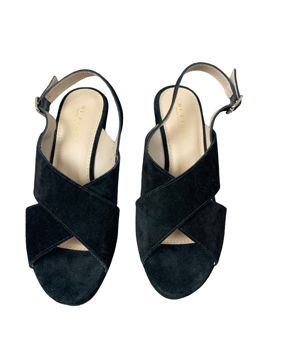 Mi Piaci black platform heels | size 9.5 or EU 40